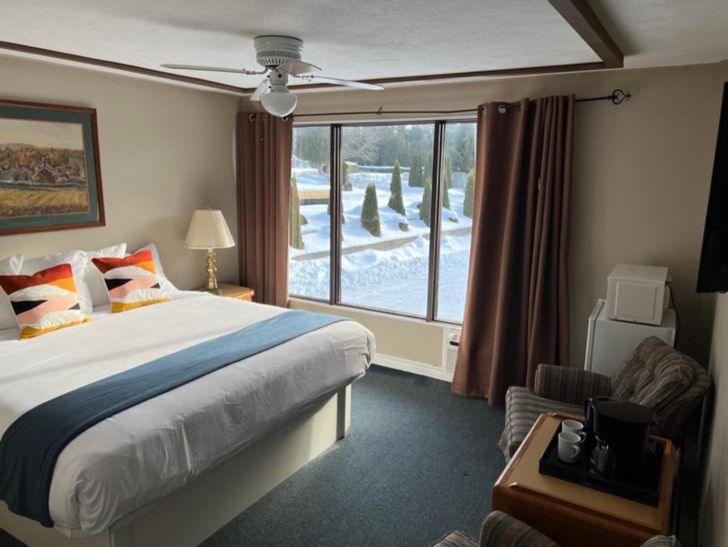 Kit Wat Motel&Marina Sauble Beach Exterior foto