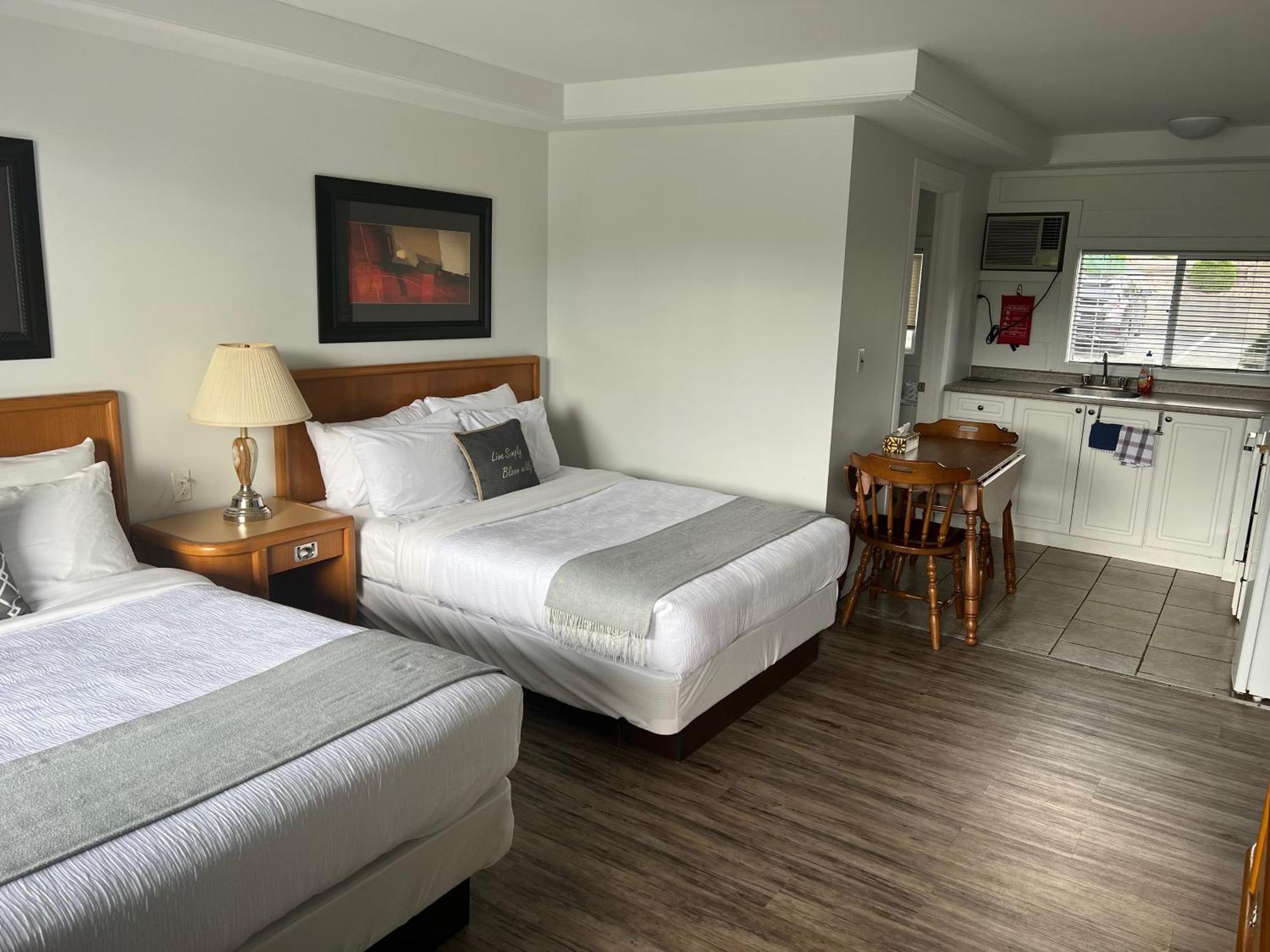 Kit Wat Motel&Marina Sauble Beach Exterior foto