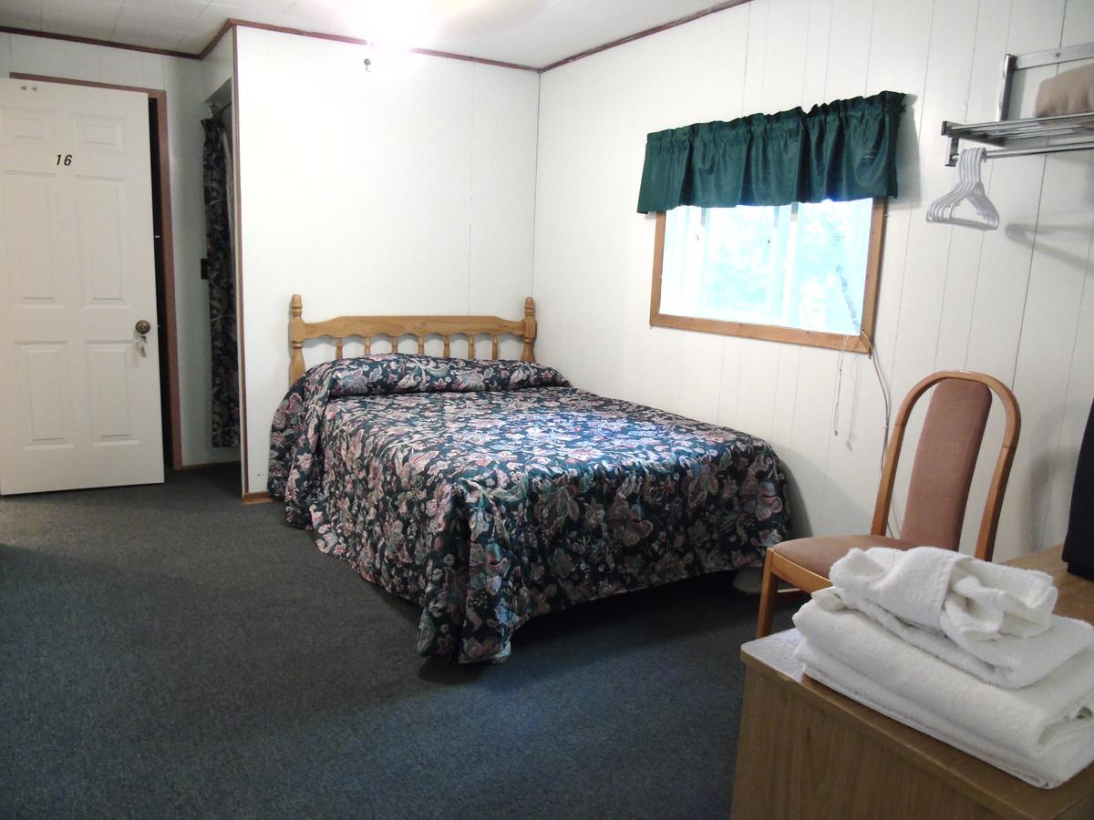Kit Wat Motel&Marina Sauble Beach Exterior foto