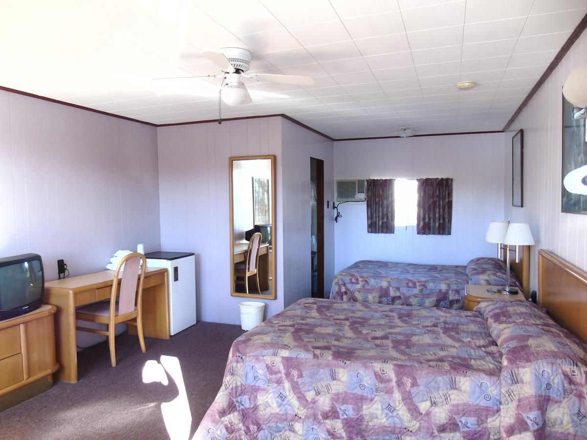 Kit Wat Motel&Marina Sauble Beach Exterior foto