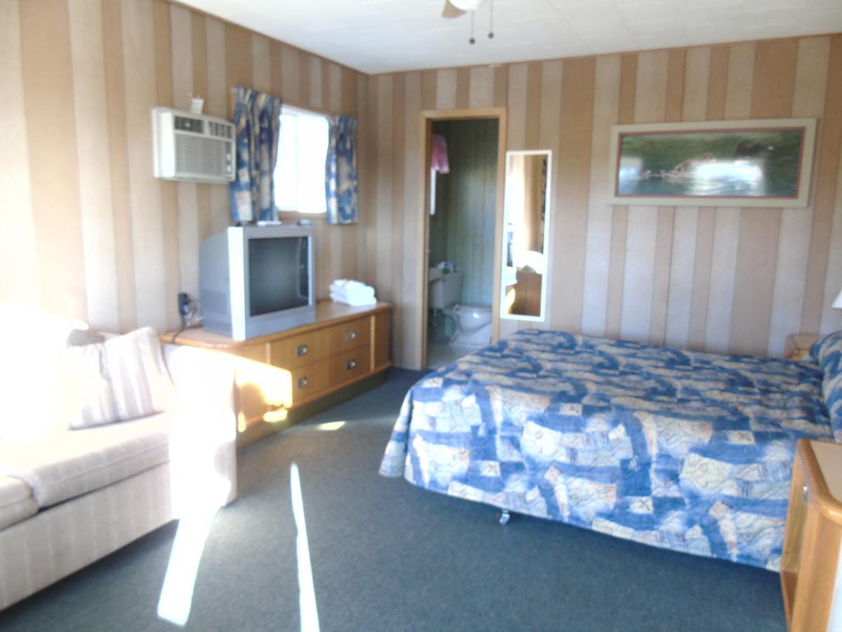 Kit Wat Motel&Marina Sauble Beach Exterior foto